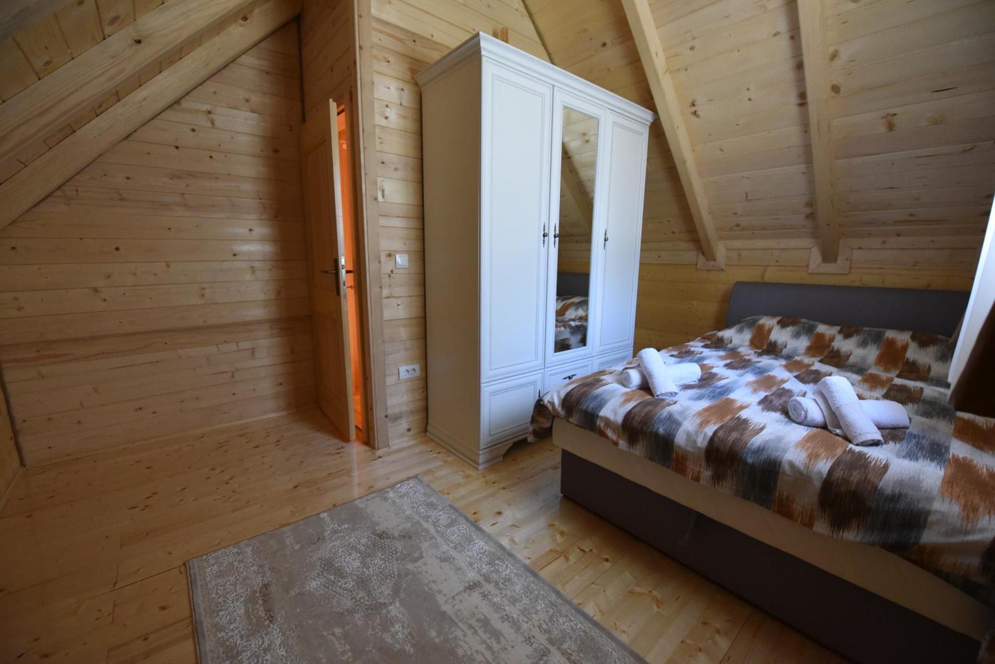 Soulrest Ekoresort - Mehov Konak Gusinje Экстерьер фото