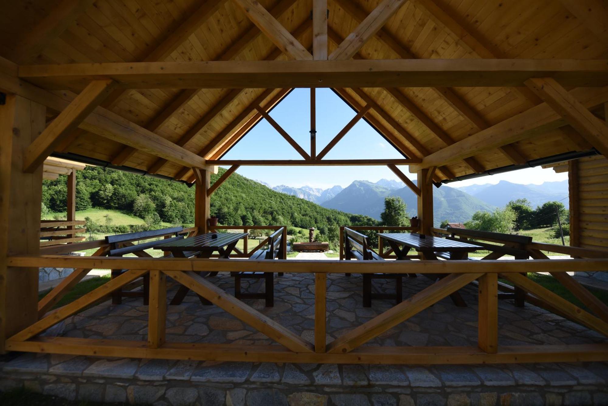 Soulrest Ekoresort - Mehov Konak Gusinje Экстерьер фото