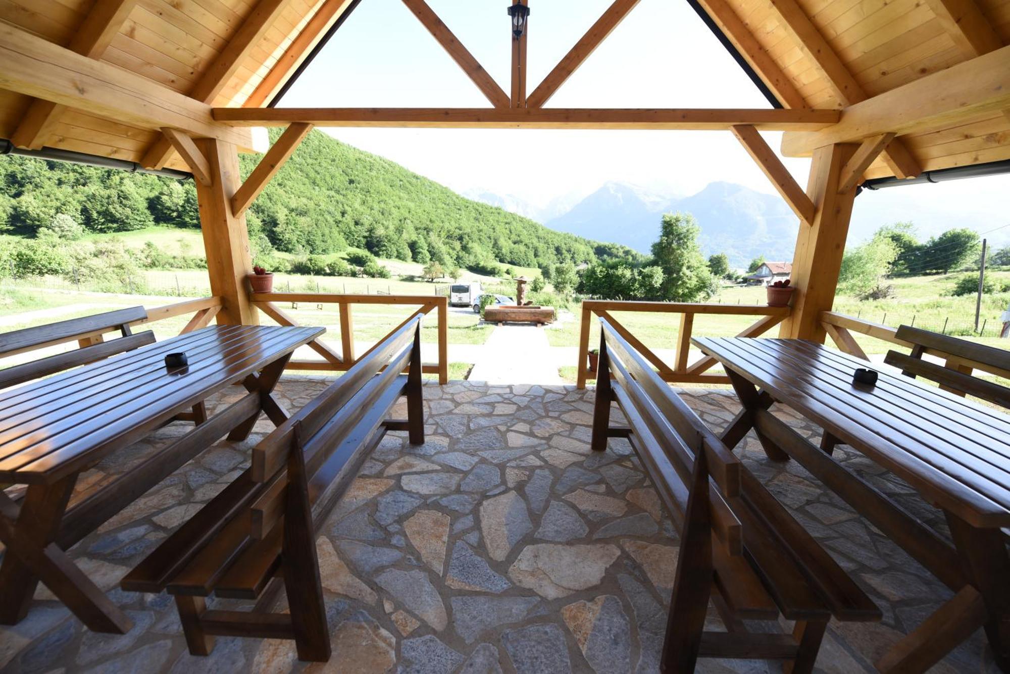Soulrest Ekoresort - Mehov Konak Gusinje Экстерьер фото