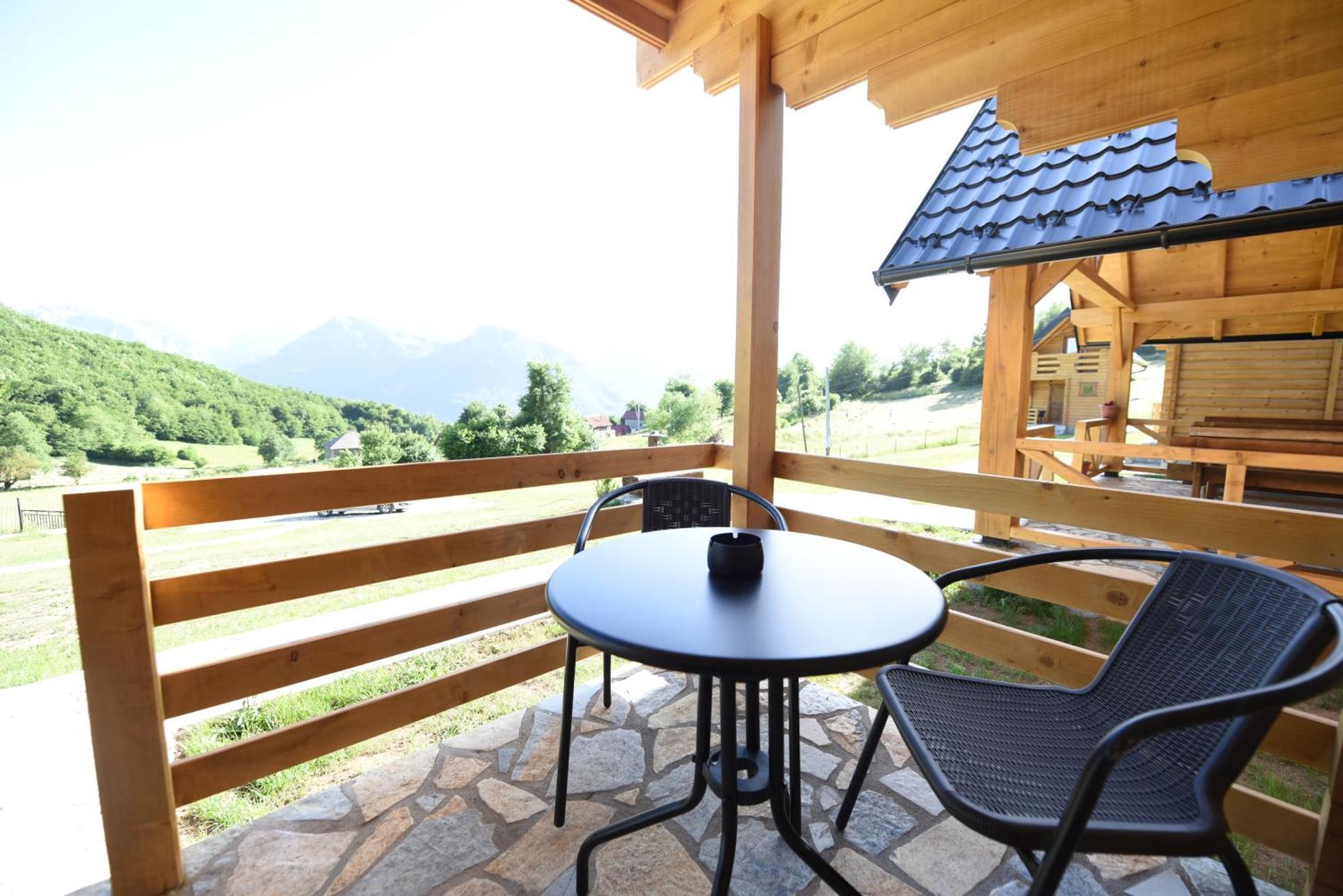 Soulrest Ekoresort - Mehov Konak Gusinje Экстерьер фото