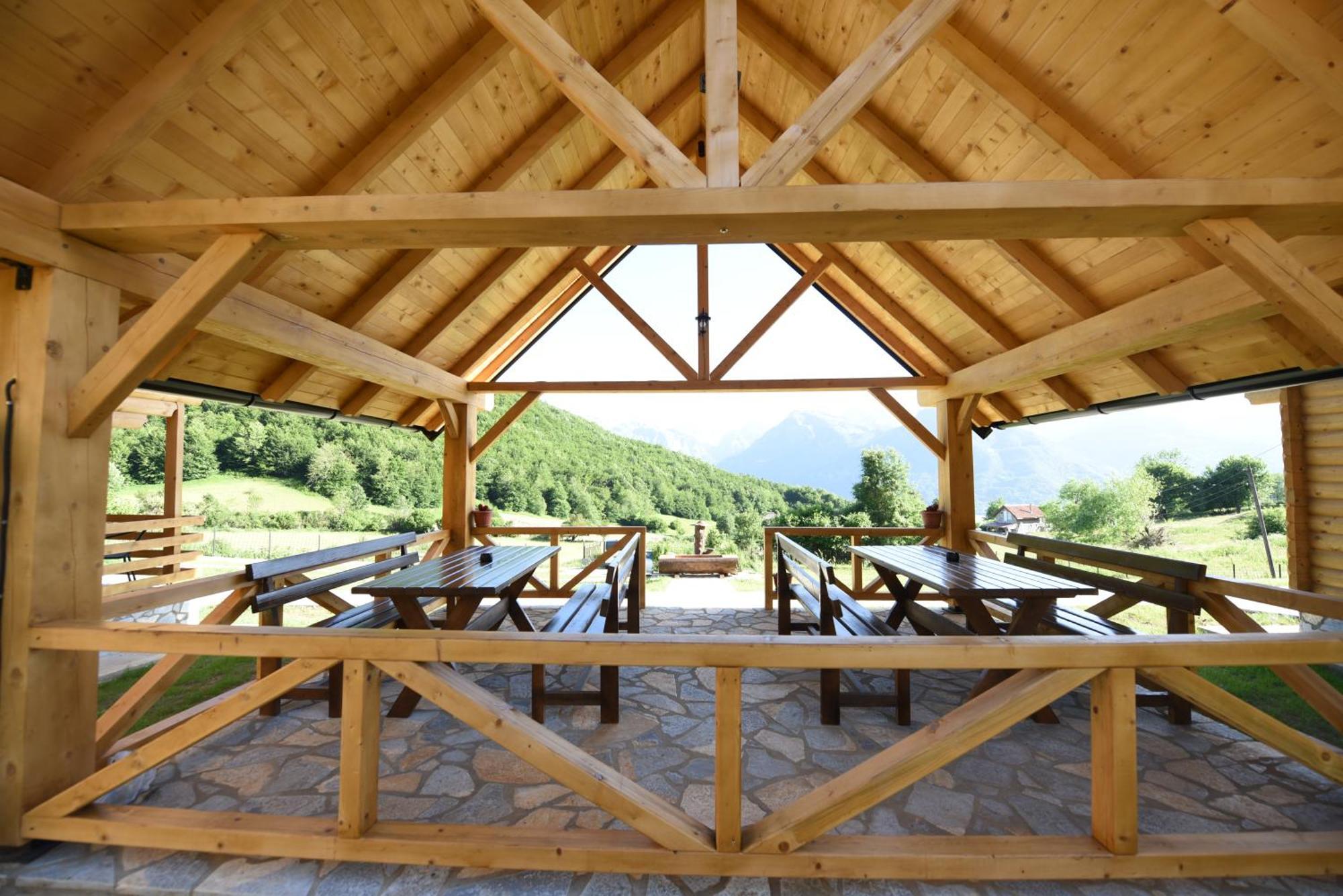 Soulrest Ekoresort - Mehov Konak Gusinje Экстерьер фото