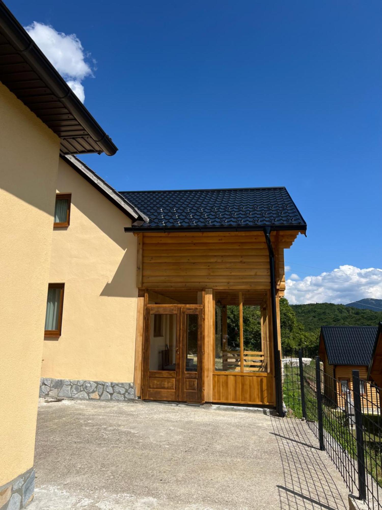 Soulrest Ekoresort - Mehov Konak Gusinje Экстерьер фото